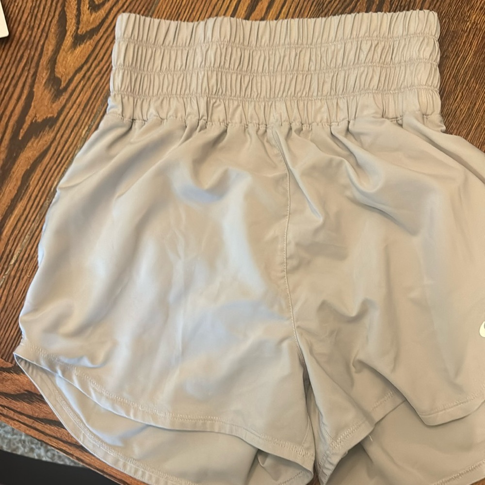 Nike high rise shorts